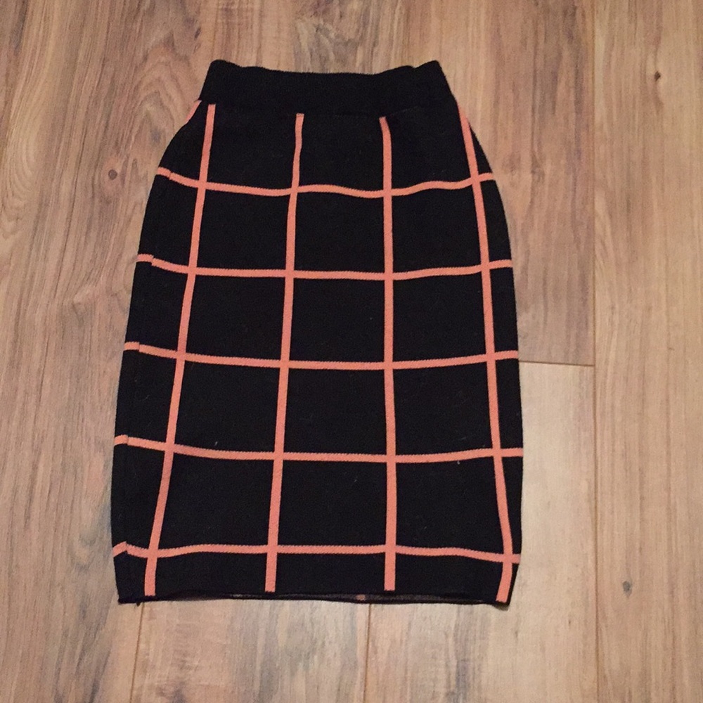 Grid Pencil Skirt